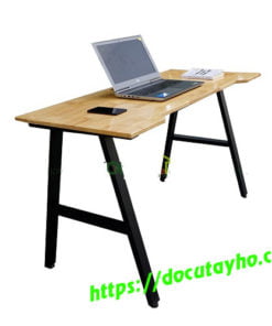Bàn làm việc chân sắt mặt gỗ đẹp