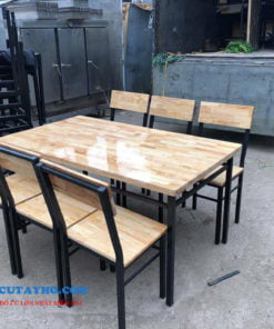 Bộ bàn ghế chân sắt mặt gỗ